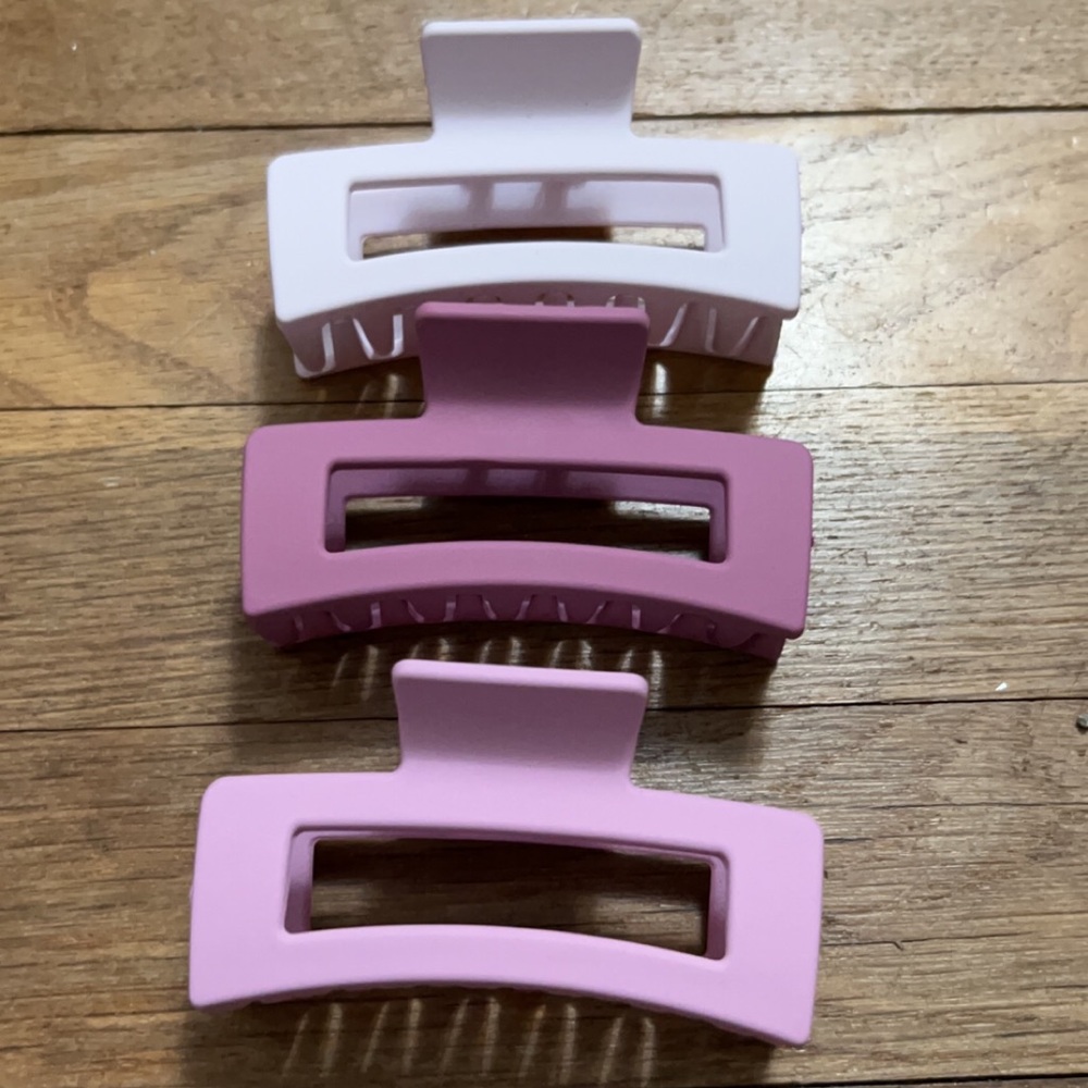 Cute clips never used